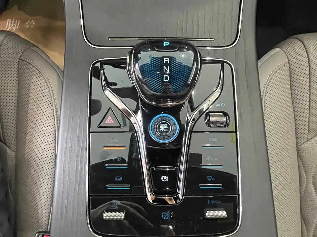 BYD Han — миниатюра 9