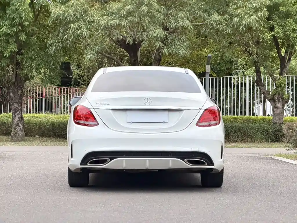 Mercedes-Benz C-Class — миниатюра 5