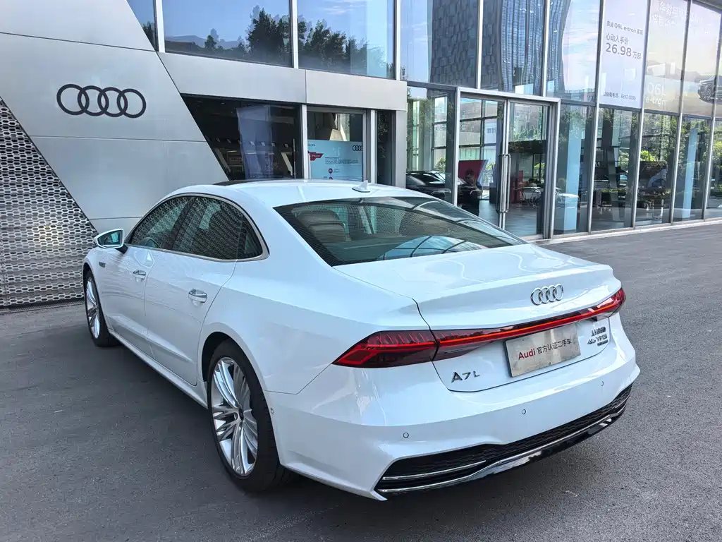 Audi A7L — миниатюра 4