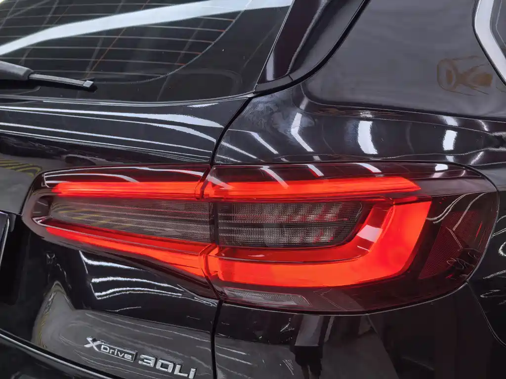 BMW X5 — миниатюра 39
