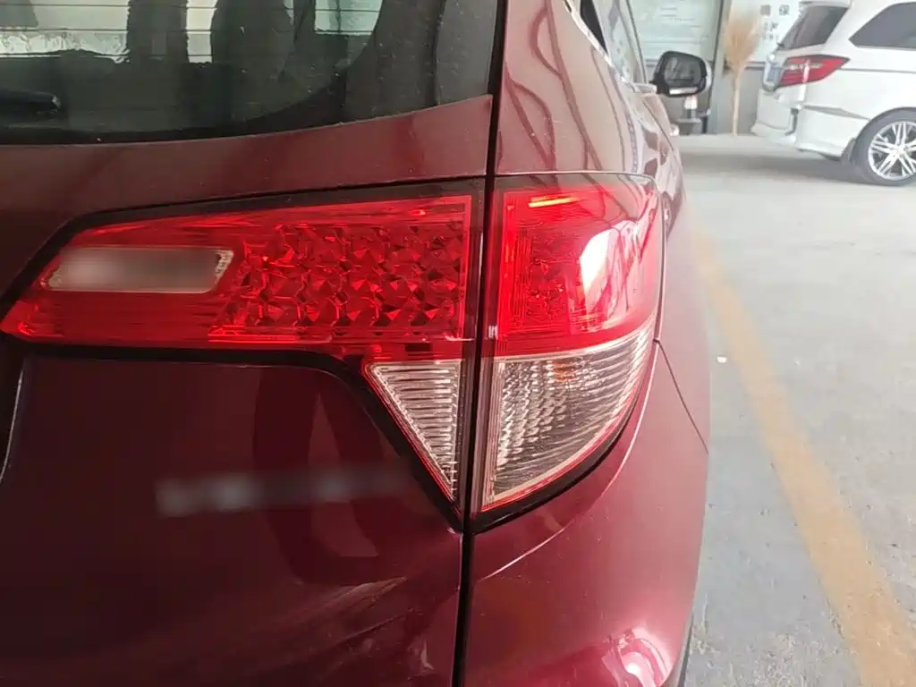 Honda Vezel — миниатюра 8