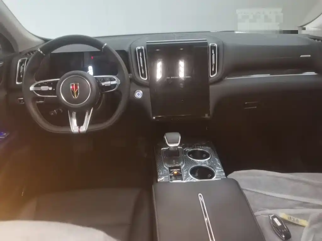 Hongqi Hongqi HS3 PHEV — миниатюра 10