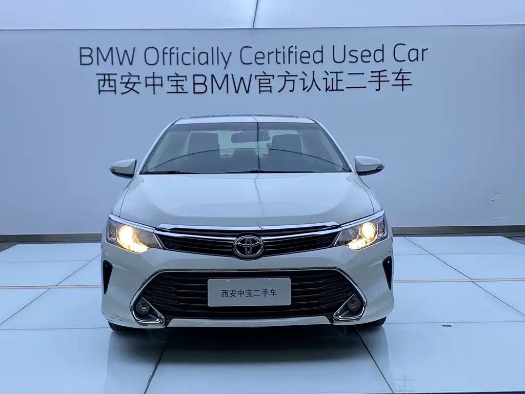 Toyota Camry — миниатюра 2