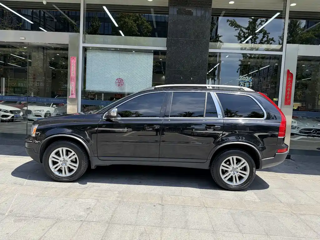 Volvo XC90 — миниатюра 11