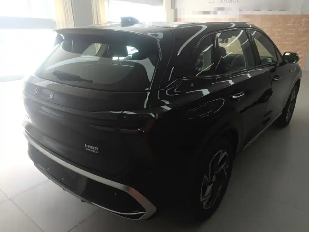Hongqi Hongqi HS3 PHEV — миниатюра 7