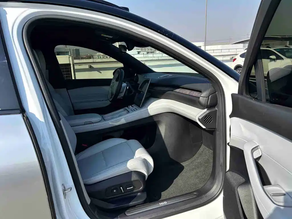 NIO NIO ES6