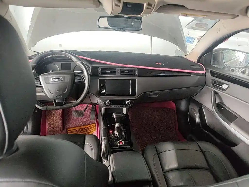 Qoros Qoros 3 — миниатюра 11
