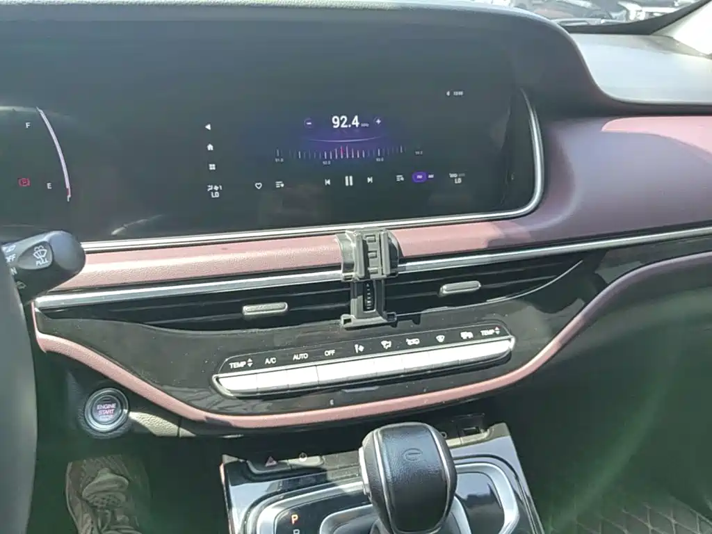 GAC Motor Trumpchi M6 — миниатюра 18