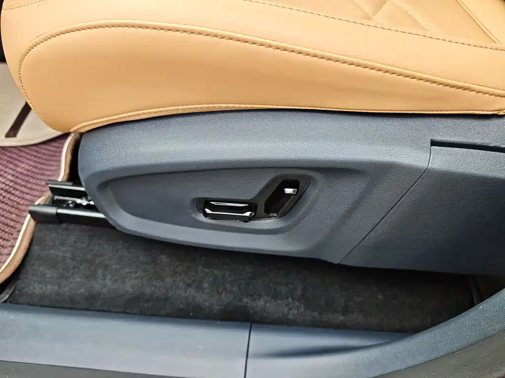 GEELY GALAXY GALAXY STARSHIP 7 EM I