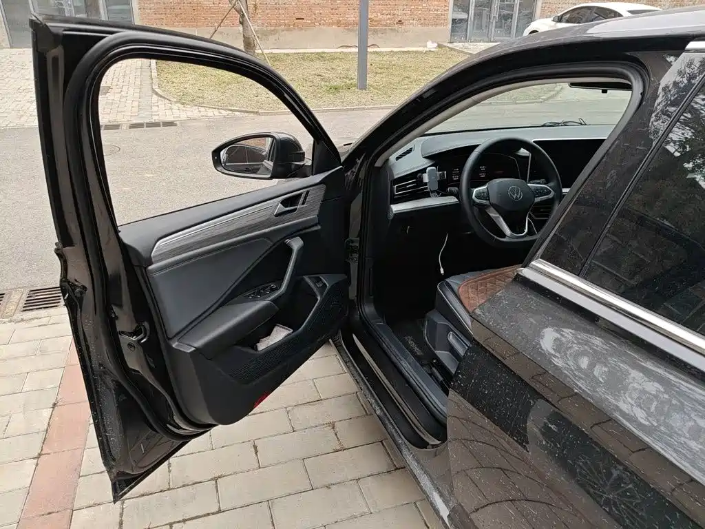 Volkswagen Sagitar — миниатюра 17