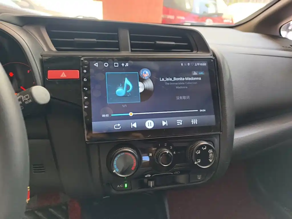 Honda Fit — миниатюра 13