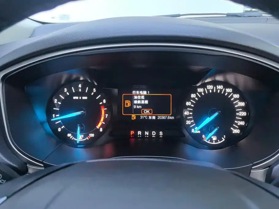 Ford Mondeo — миниатюра 14