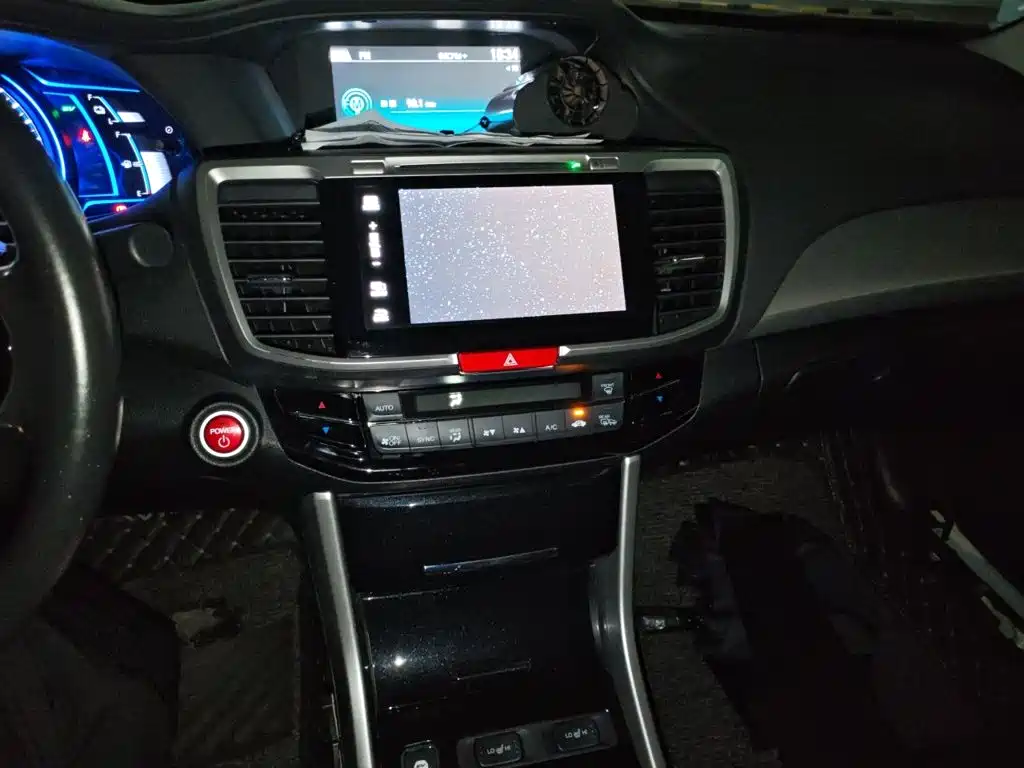 Honda Accord — миниатюра 6