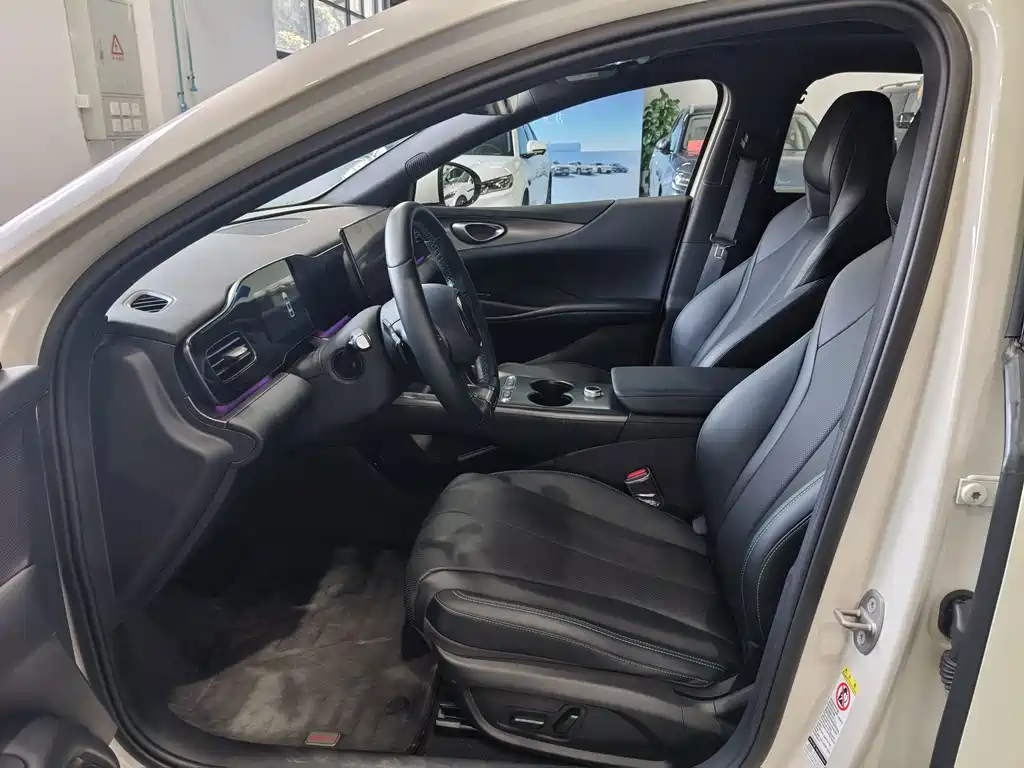 BYD Seal 06 — миниатюра 9