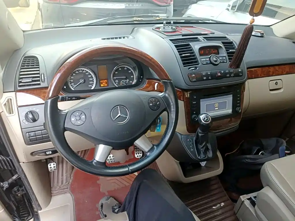 Mercedes-Benz Viano — миниатюра 10