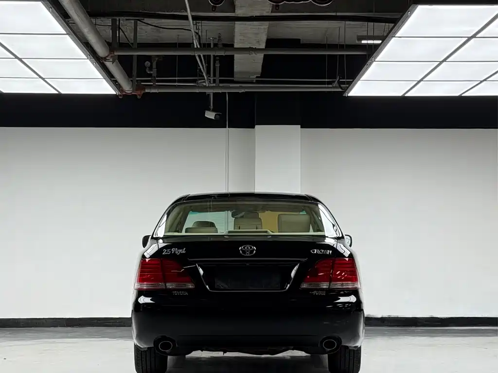 Toyota Crown 2009 2.5L Royal