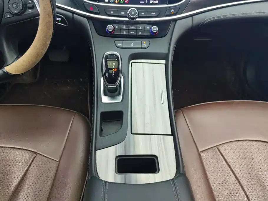 Buick LaCrosse — миниатюра 16
