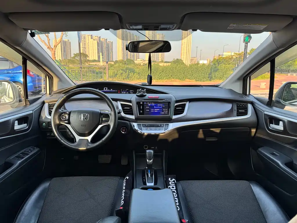 Honda Jade — миниатюра 7