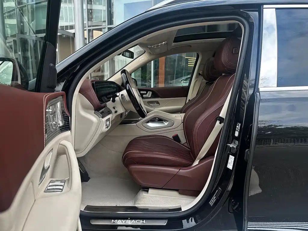 Mercedes-Benz GLS — миниатюра 8