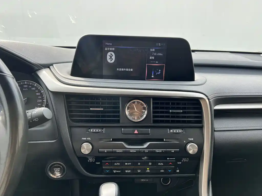 Lexus RX — миниатюра 8