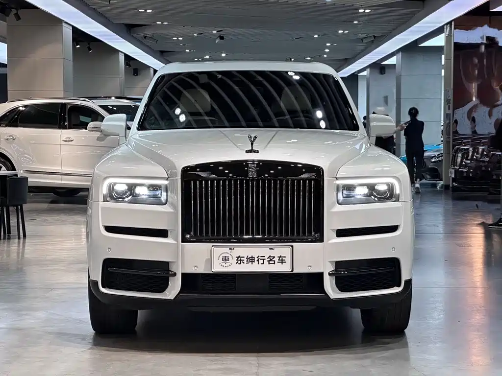 Rolls-Royce Cullinan — миниатюра 2