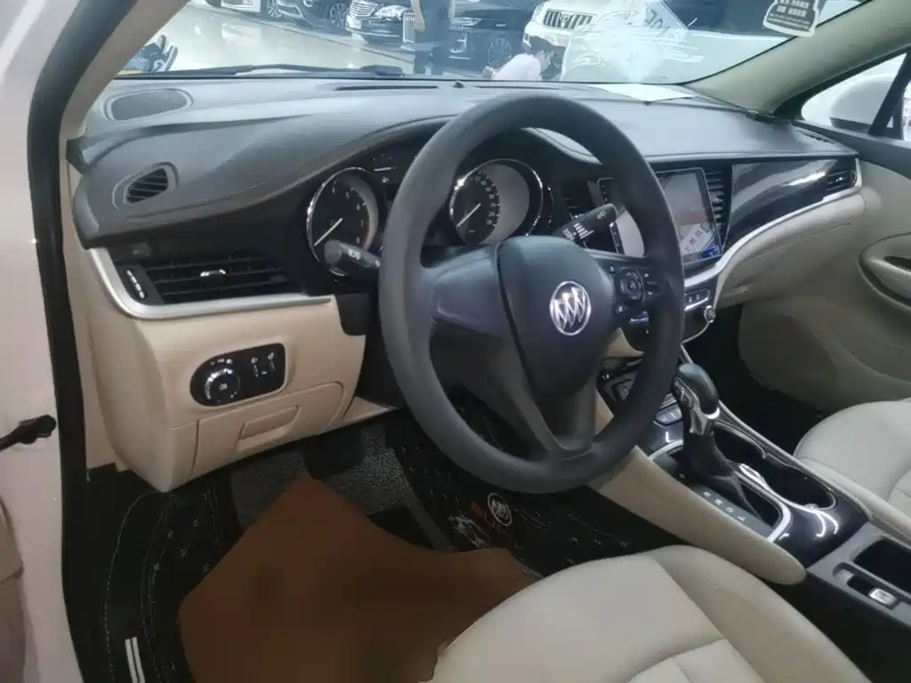 Buick Verano — миниатюра 10