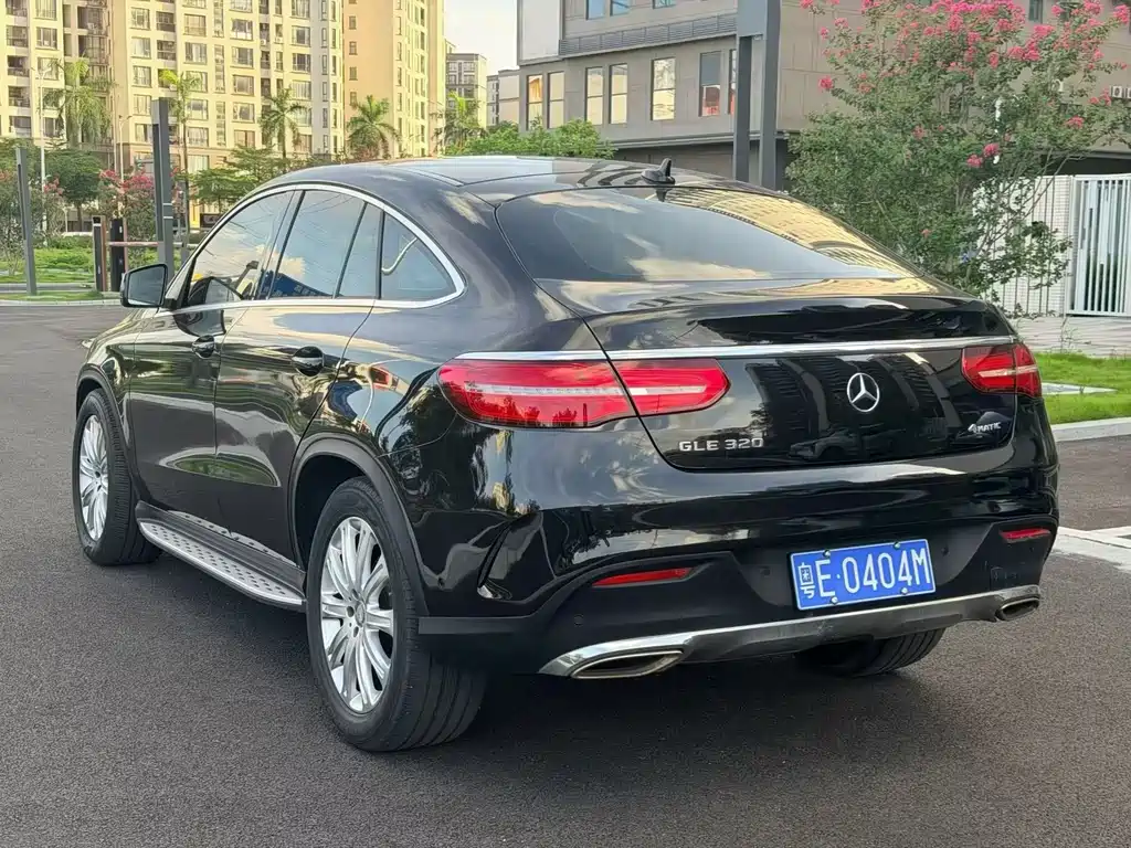 Mercedes-Benz GLE Coupe — миниатюра 9