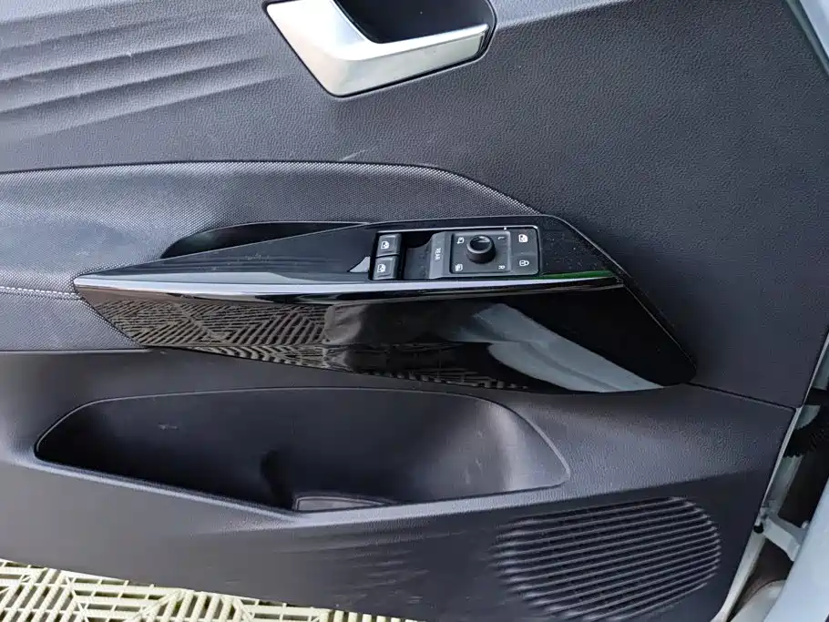 Volkswagen ID.3 — миниатюра 7