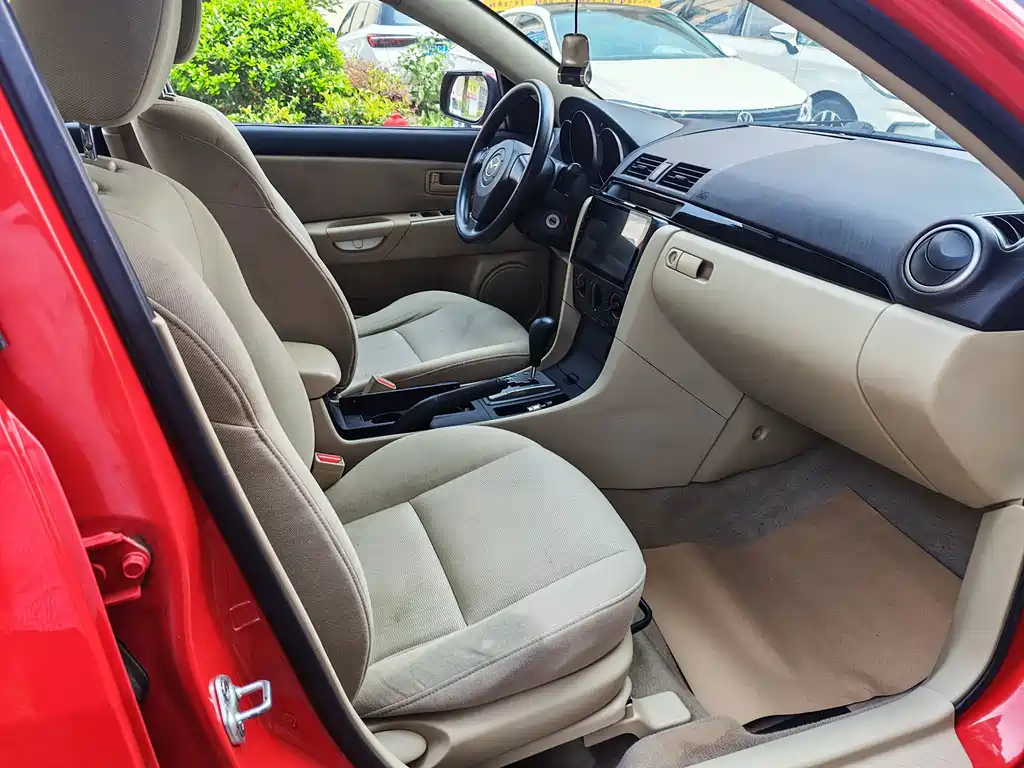 Mazda 3 — миниатюра 10