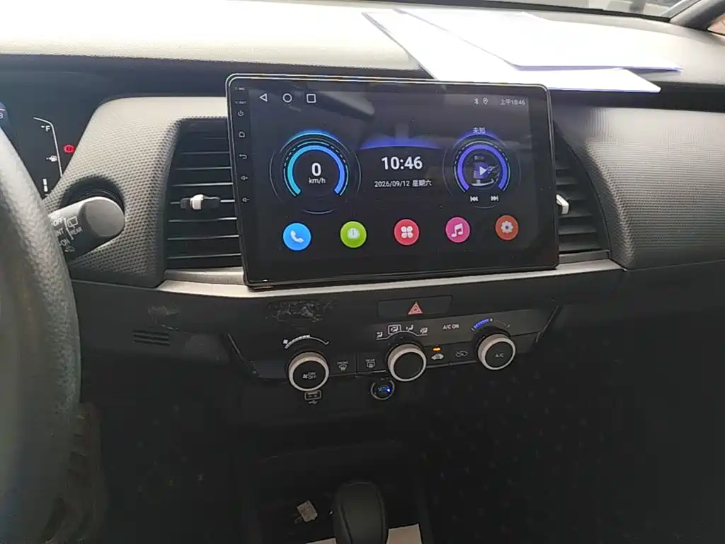 Honda Fit — миниатюра 13