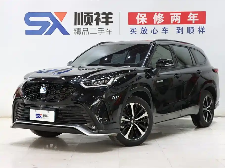 Toyota Crown Kluger 2024