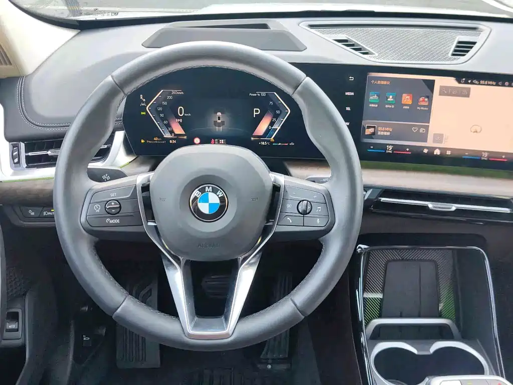 BMW X1 — миниатюра 12