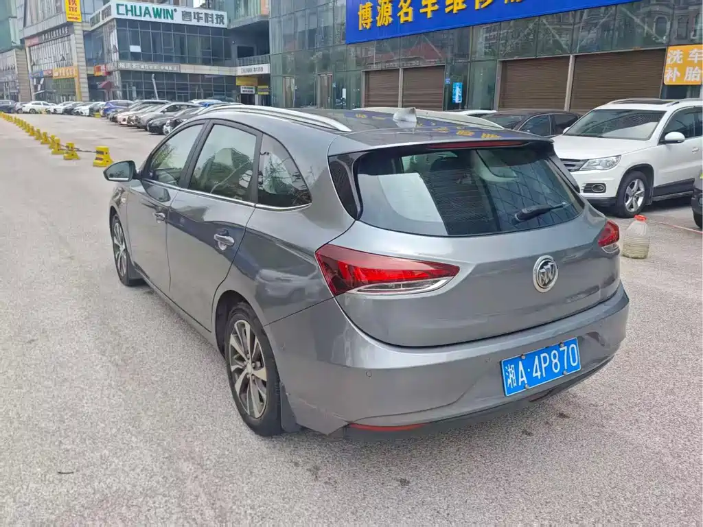 Buick Excelle — миниатюра 7
