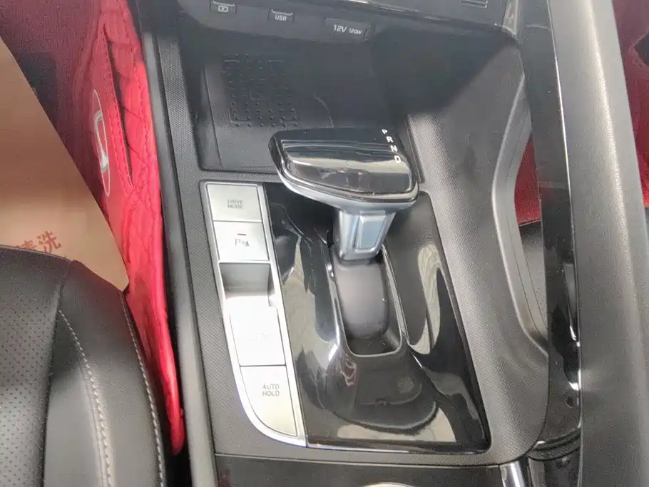 Hyundai Elantra — миниатюра 16