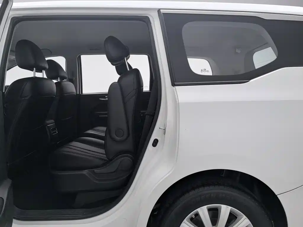 GAC Motor Trumpchi M6 — миниатюра 15