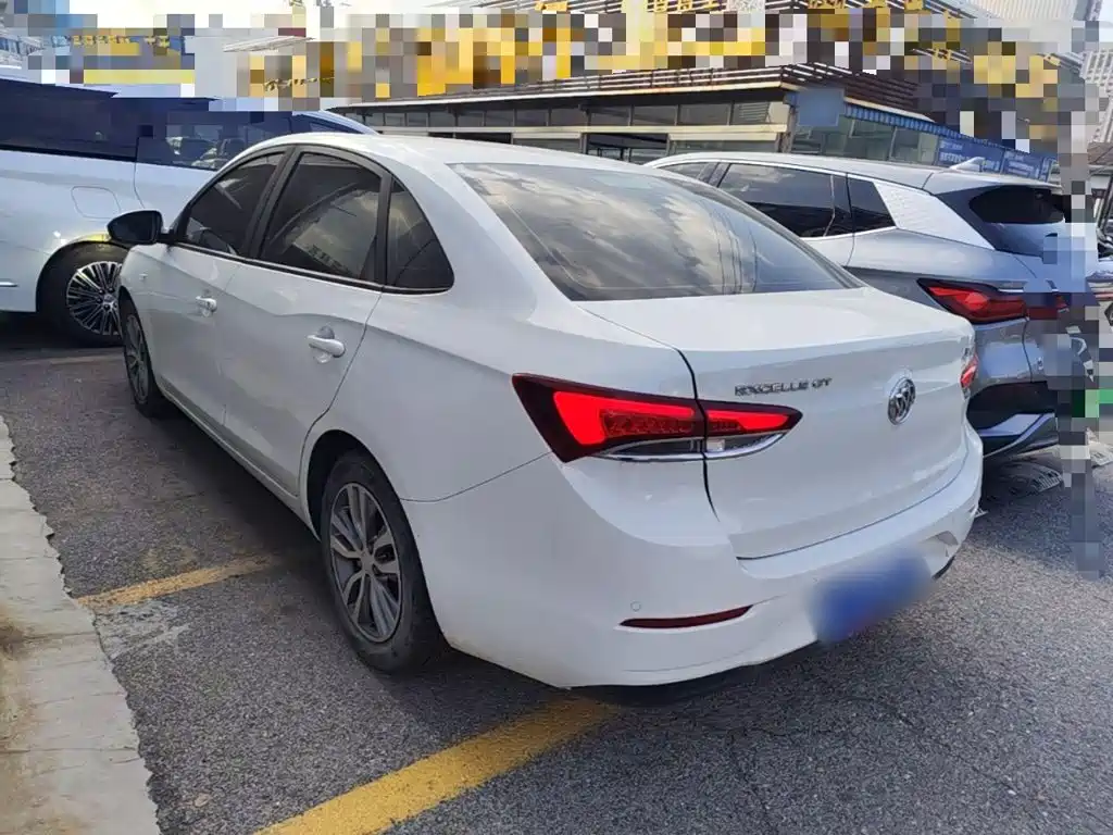 Buick Excelle — миниатюра 5