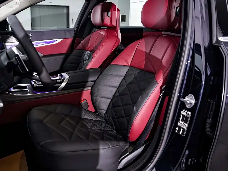 BMW 7 Series — миниатюра 18