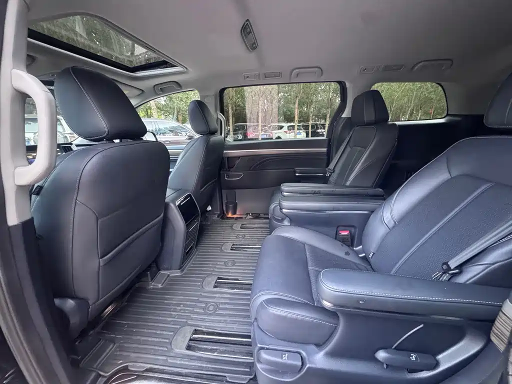 GAC Motor Trumpchi M8 — миниатюра 5