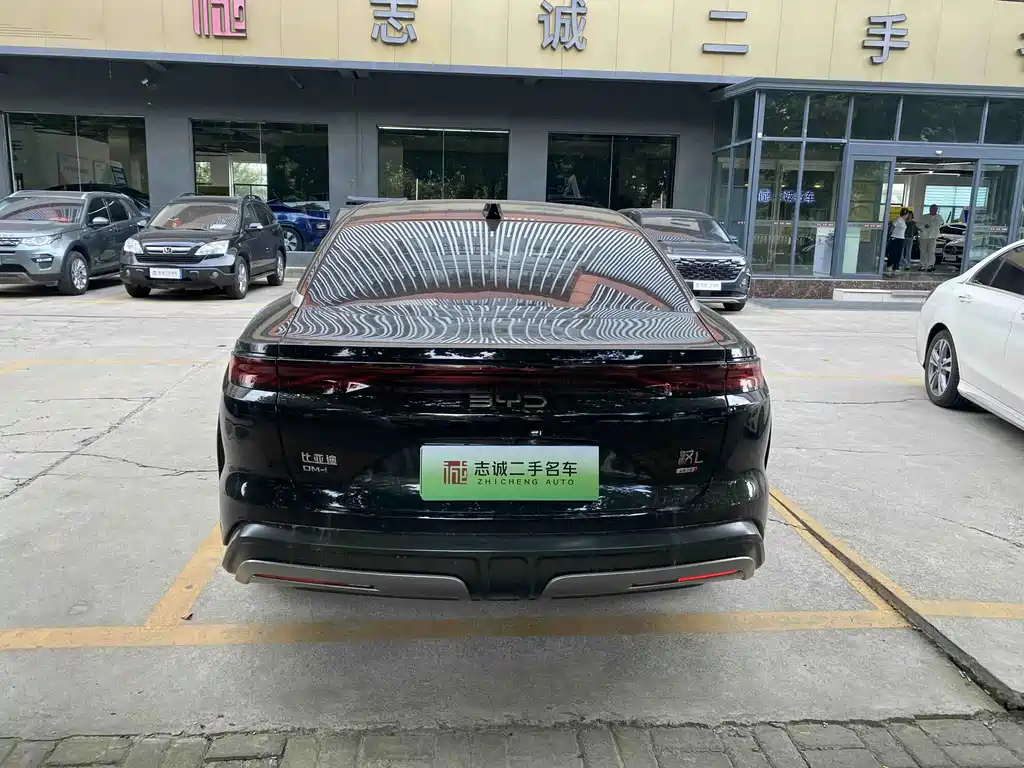 BYD Han L — миниатюра 6