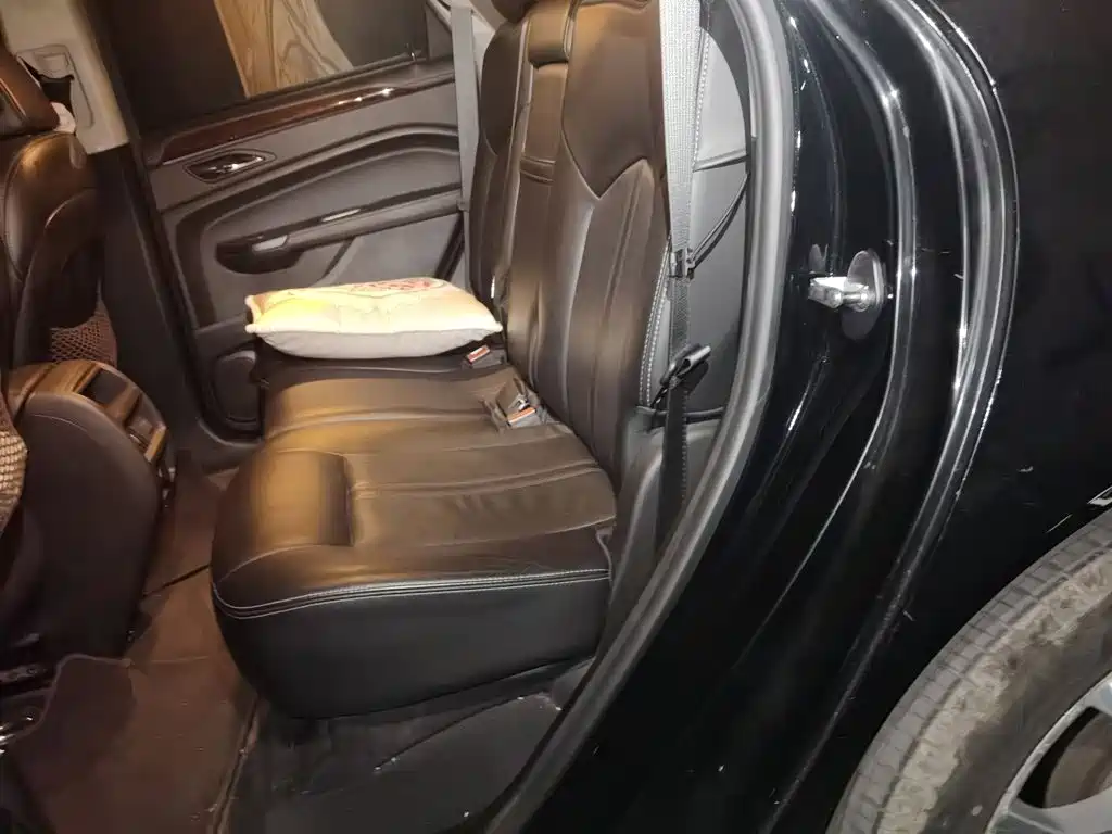Cadillac SRX — миниатюра 13