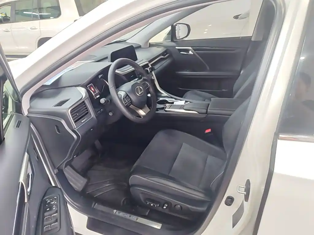 Lexus RX — миниатюра 15