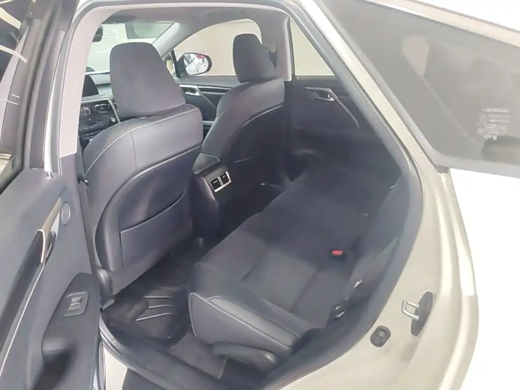 Lexus RX — миниатюра 17