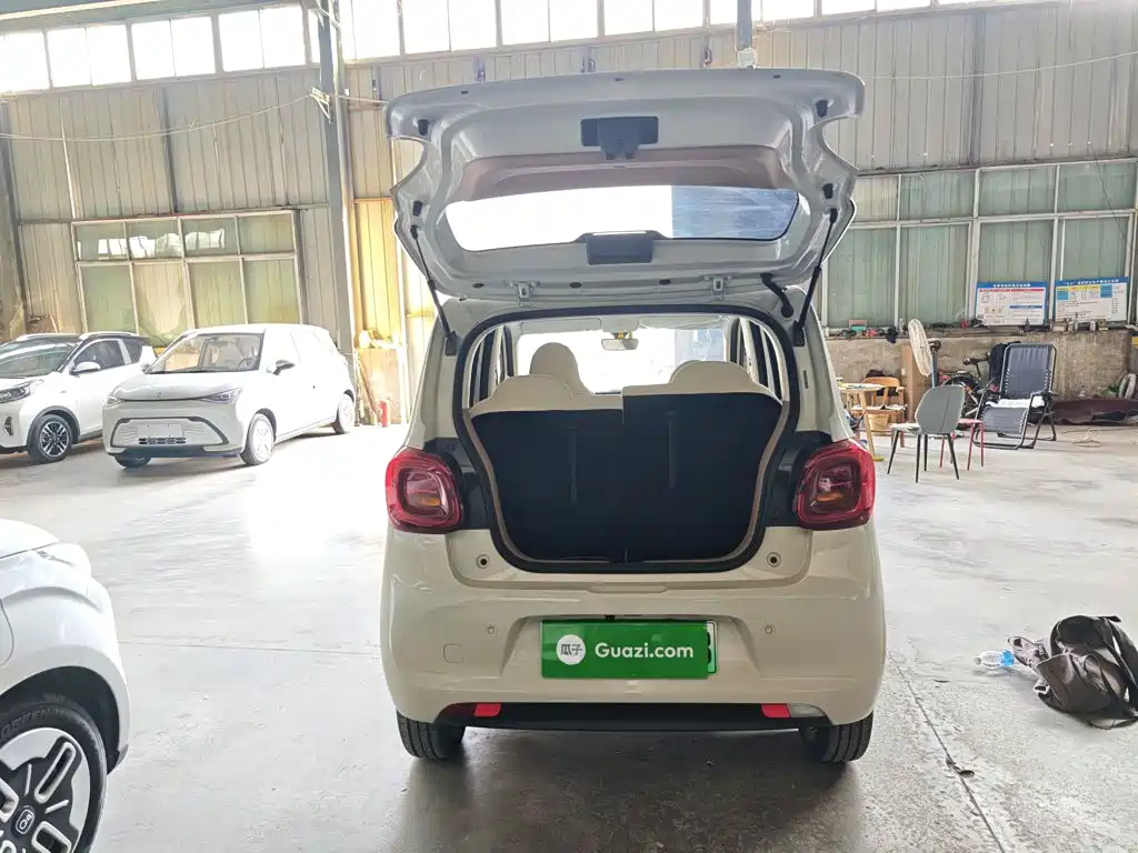 Wuling MINIEV — миниатюра 19