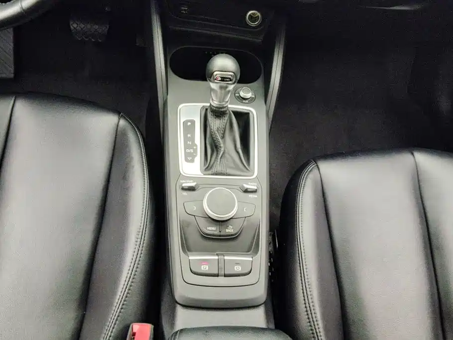 Audi Q2L — миниатюра 16