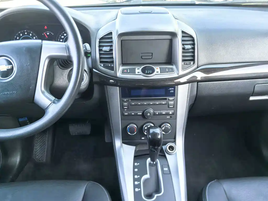 Chevrolet Captiva — миниатюра 11