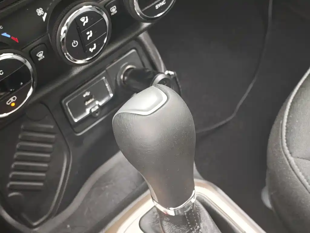 Jeep Renegade — миниатюра 10