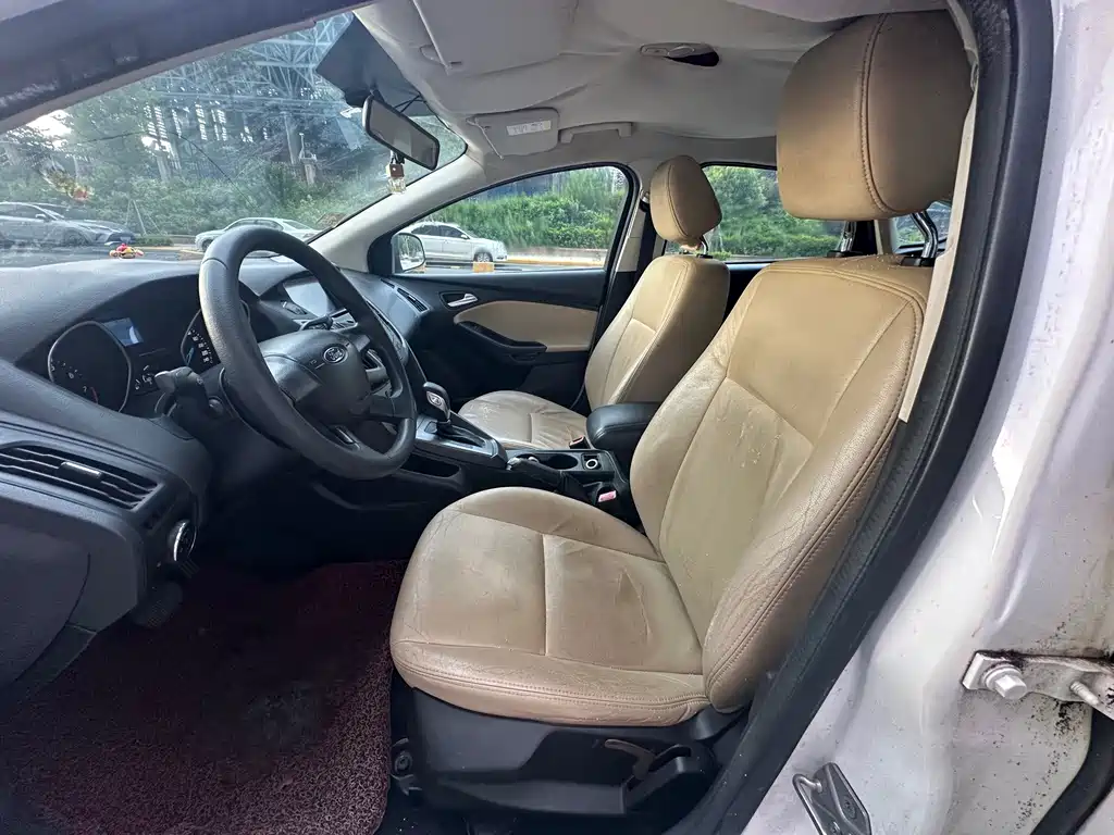 Ford Focus — миниатюра 9