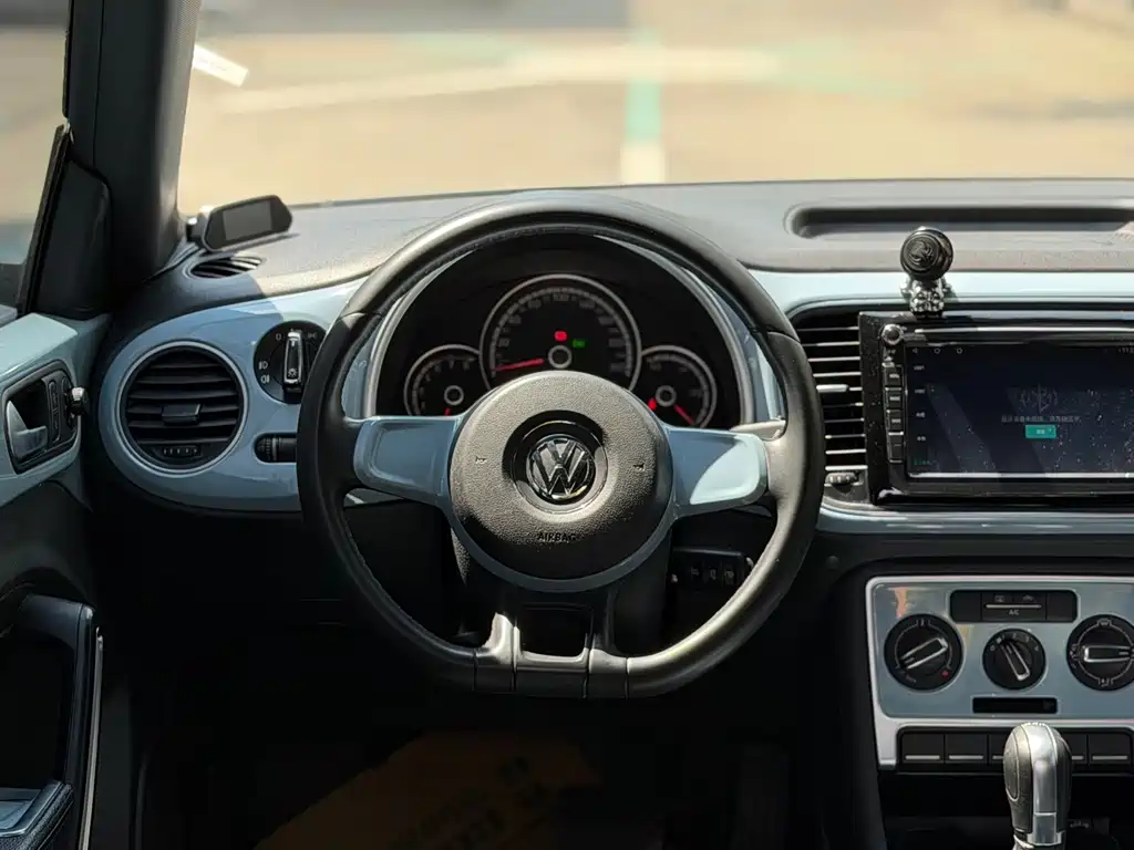 Volkswagen Beetle — миниатюра 8