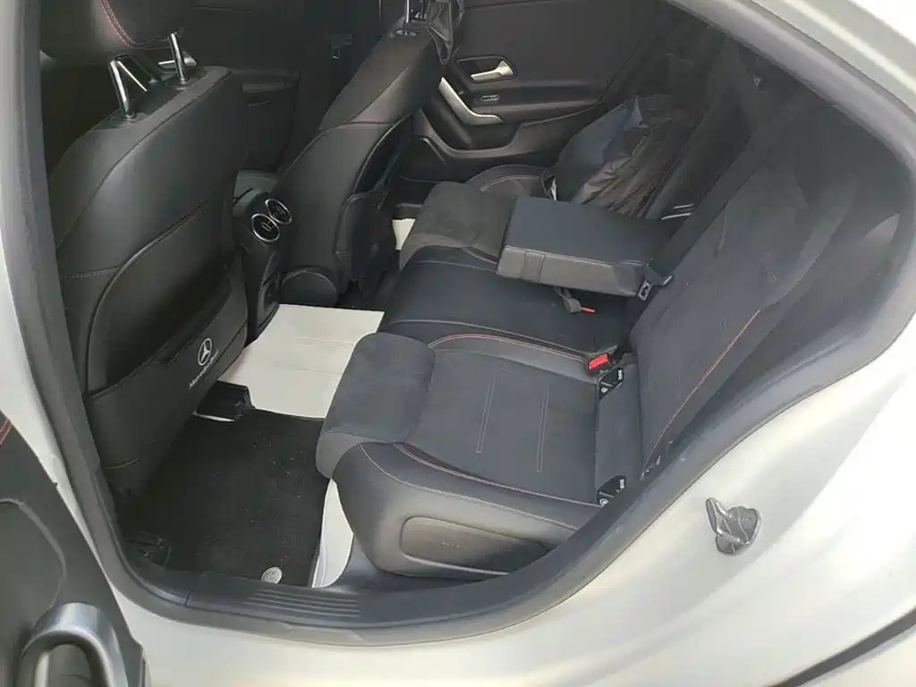Mercedes-Benz A-Class — миниатюра 17