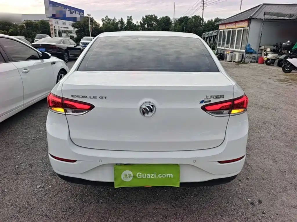 Buick Excelle — миниатюра 6